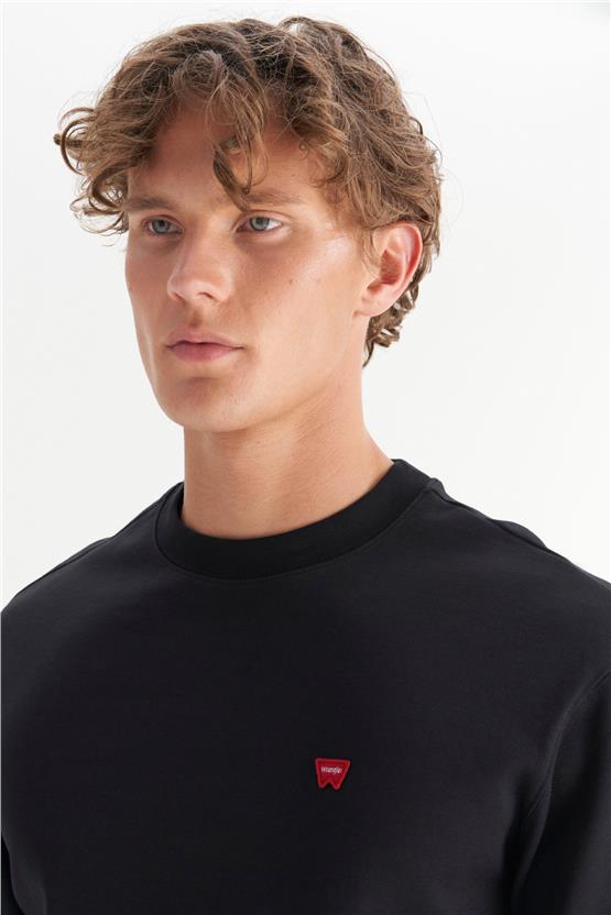 Wrangler W2520255 001 Black Erkek Patch Logo Baskılı Regular Bısıklet Yaka Sweatshırt