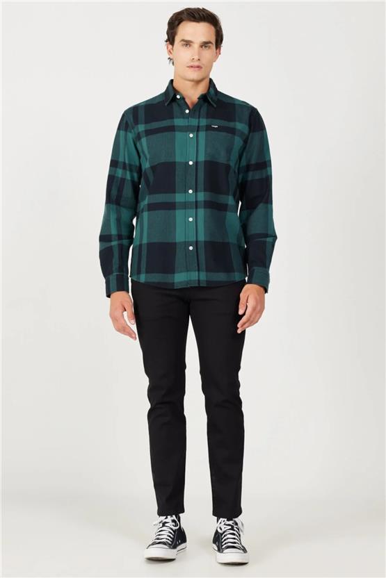 Wrangler W5A26X G61 Dark Matcha Erkek Tek Cep Gomlek