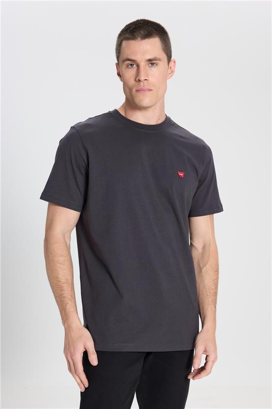 Wrangler W7Nm203877 M39 Faded Black Erkek Regular Bisiklet Yaka T-Shirt