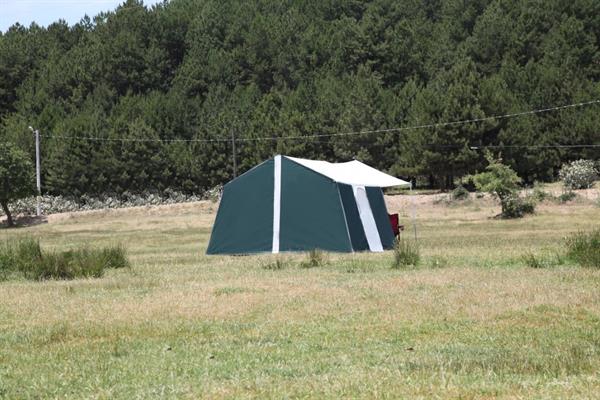 Tunç Çadır İçten Kurmalı İki Odalı Kamp Çadırı Yeşil