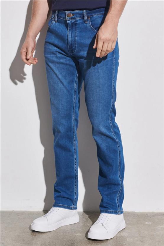 Wrangler W15Q74Z59 Softwear Erkek Greensboro Jean Denim Pantolon