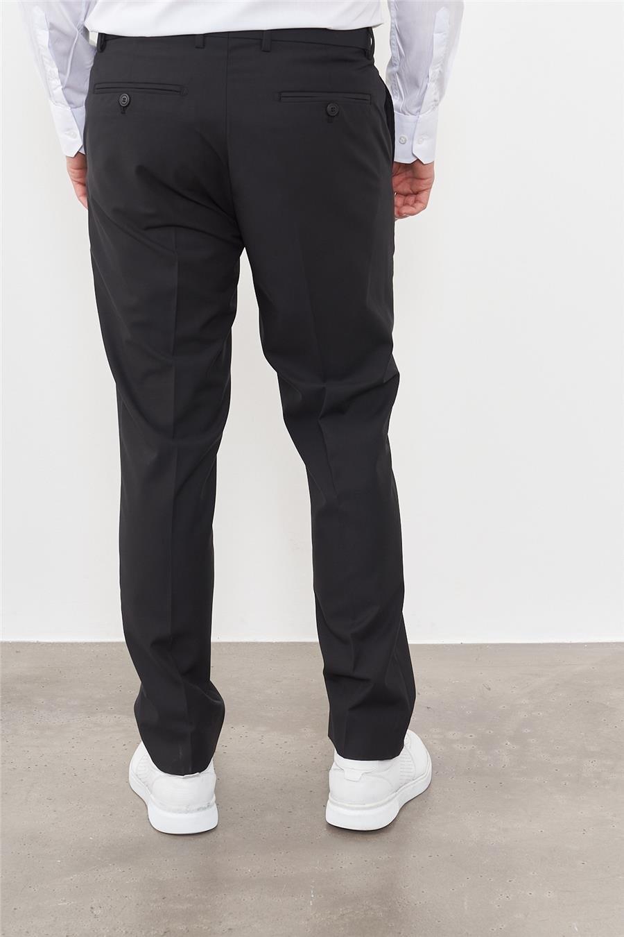 Oq etakdagi etuk ayollar jinsiy aloqa qilishni xohlashadi Tush tabirini: Ikki kishi bilan jinsiy aloqa