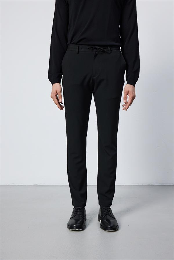 Erkek Slim Fİt Beli Lastikli İpli Fermuarlı Likralı Rahat Siyah Jogger Pantolon
