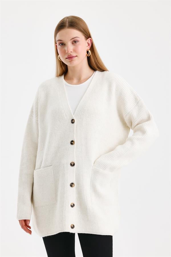 Kadın Düğmeli Oversize Cepli Uzun Triko Hırka