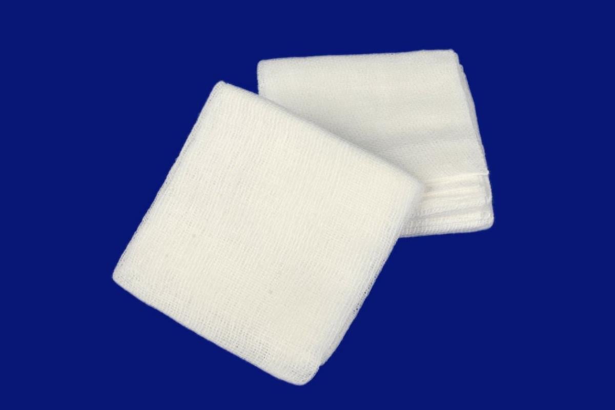 DİGALA - SPANÇ 7.5 CM X 7.5 CM 12 KAT XRAYSIZ NONSTERİL - 500 ADET