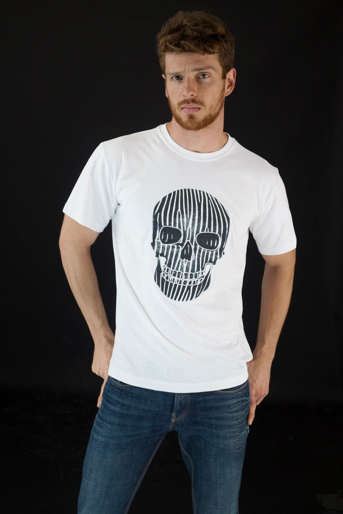 DIGITAL PRINTED-EMBROIDERED SKULL Tshirt