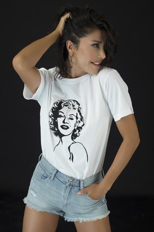 EMBROIDERED MARILYN Tshirt