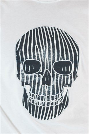 DIGITAL PRINTED-EMBROIDERED SKULL Tshirt
