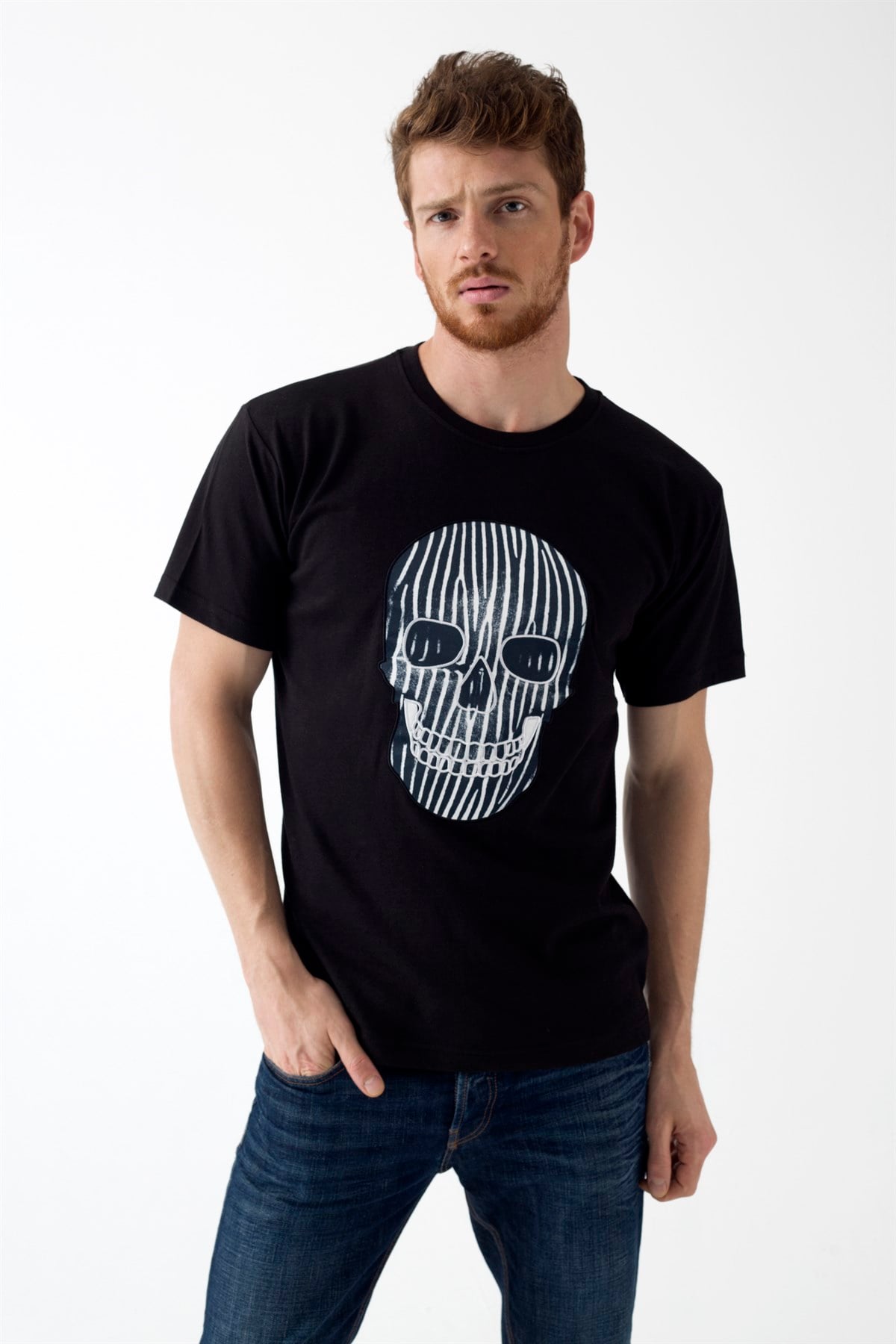 DIGITAL PRINTED-EMBROIDERED SKULL Tshirt