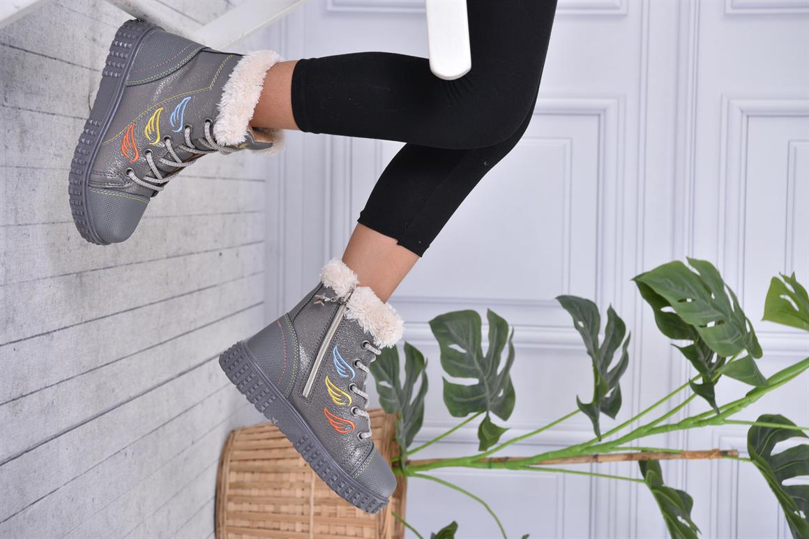 Gilga Kürklü Çocuk Botu