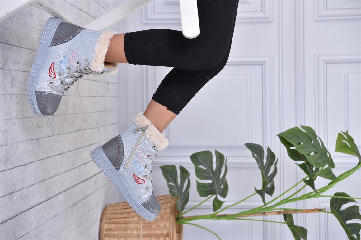 Gilga Kürklü Çocuk Botu