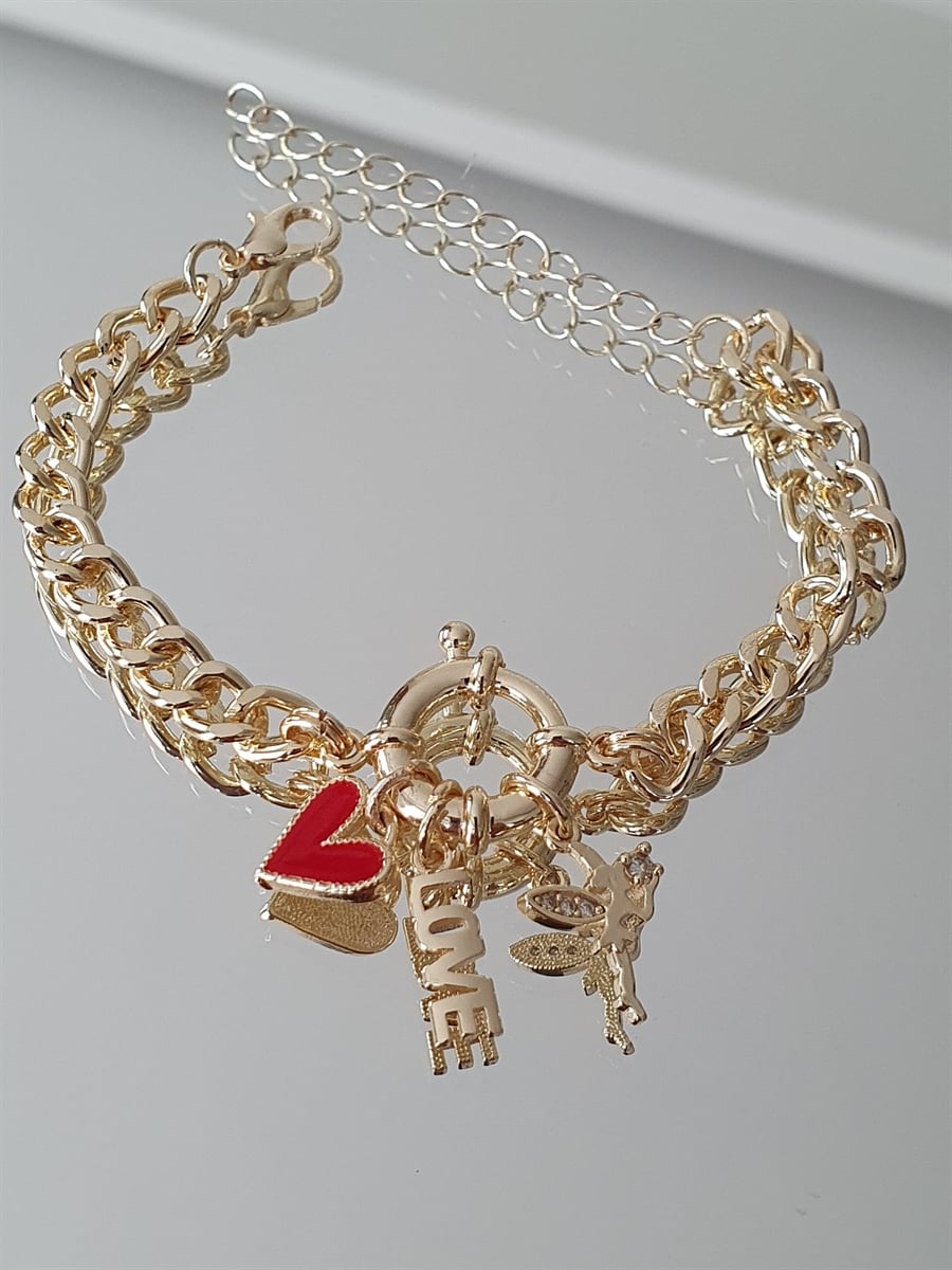 Kalp Detaylı Love Bileklik