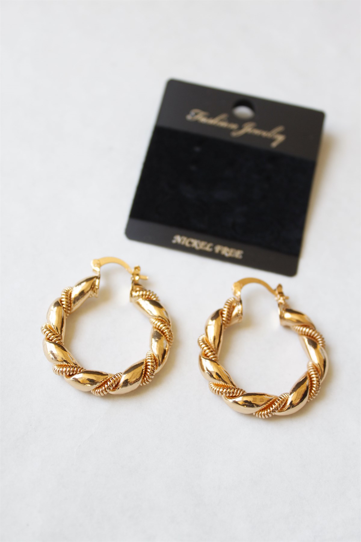 Çift Burgu Detaylı Küpe Gold