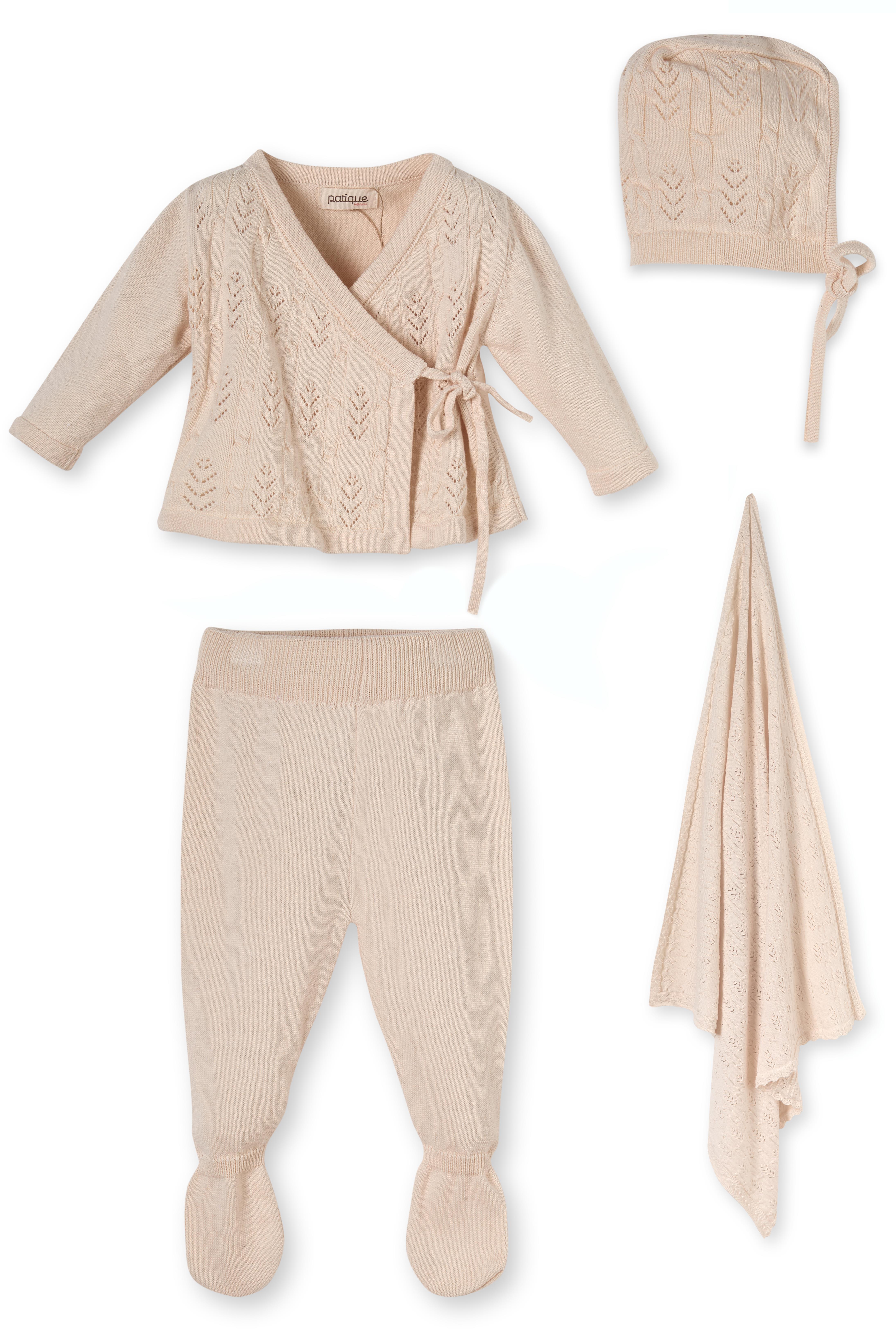 Bej Organik Pamuklu Dört Parça Yenidoğan Triko Kız Bebek Takımı