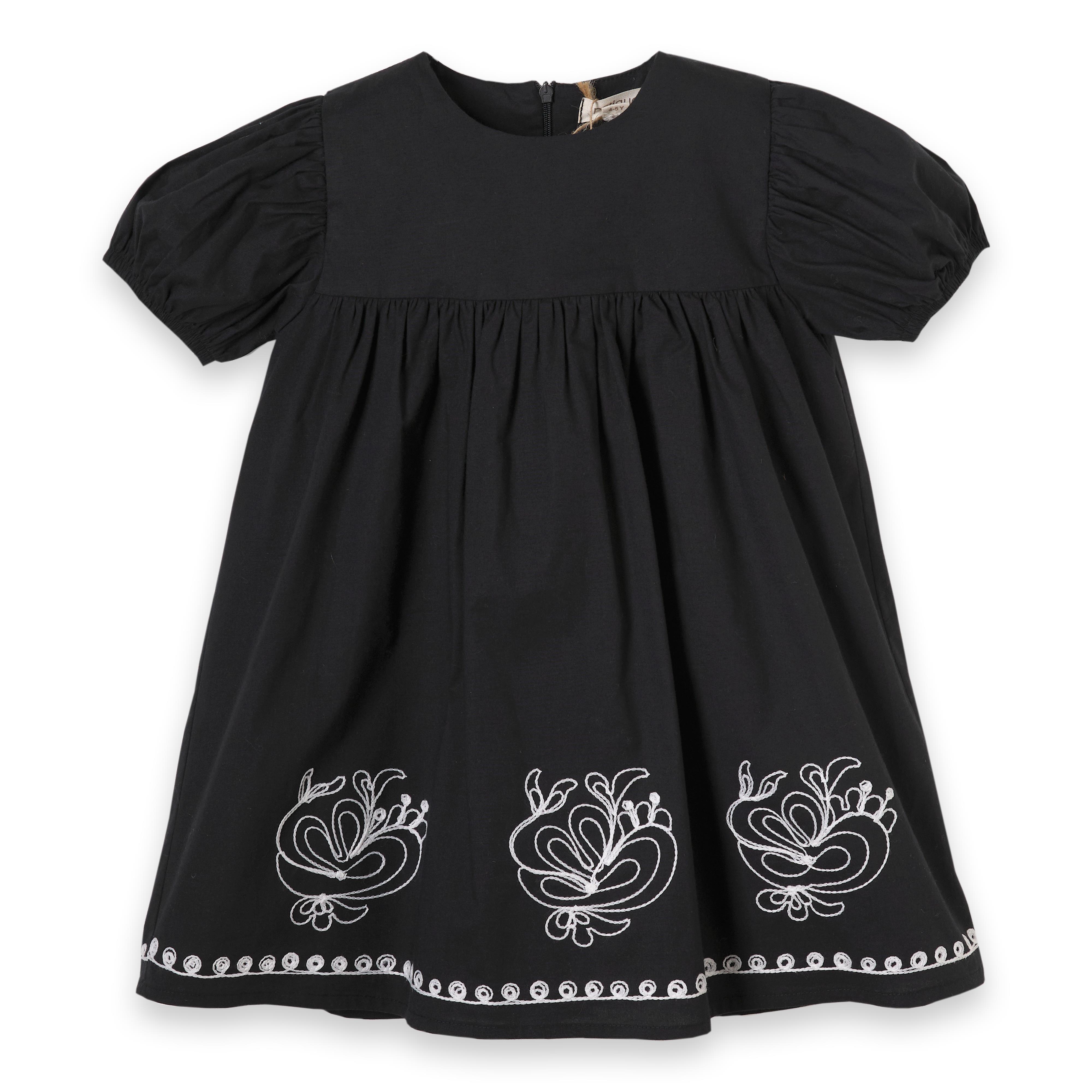 Siyah Nakışlı Pamuklu Kız Çocuk Elbise