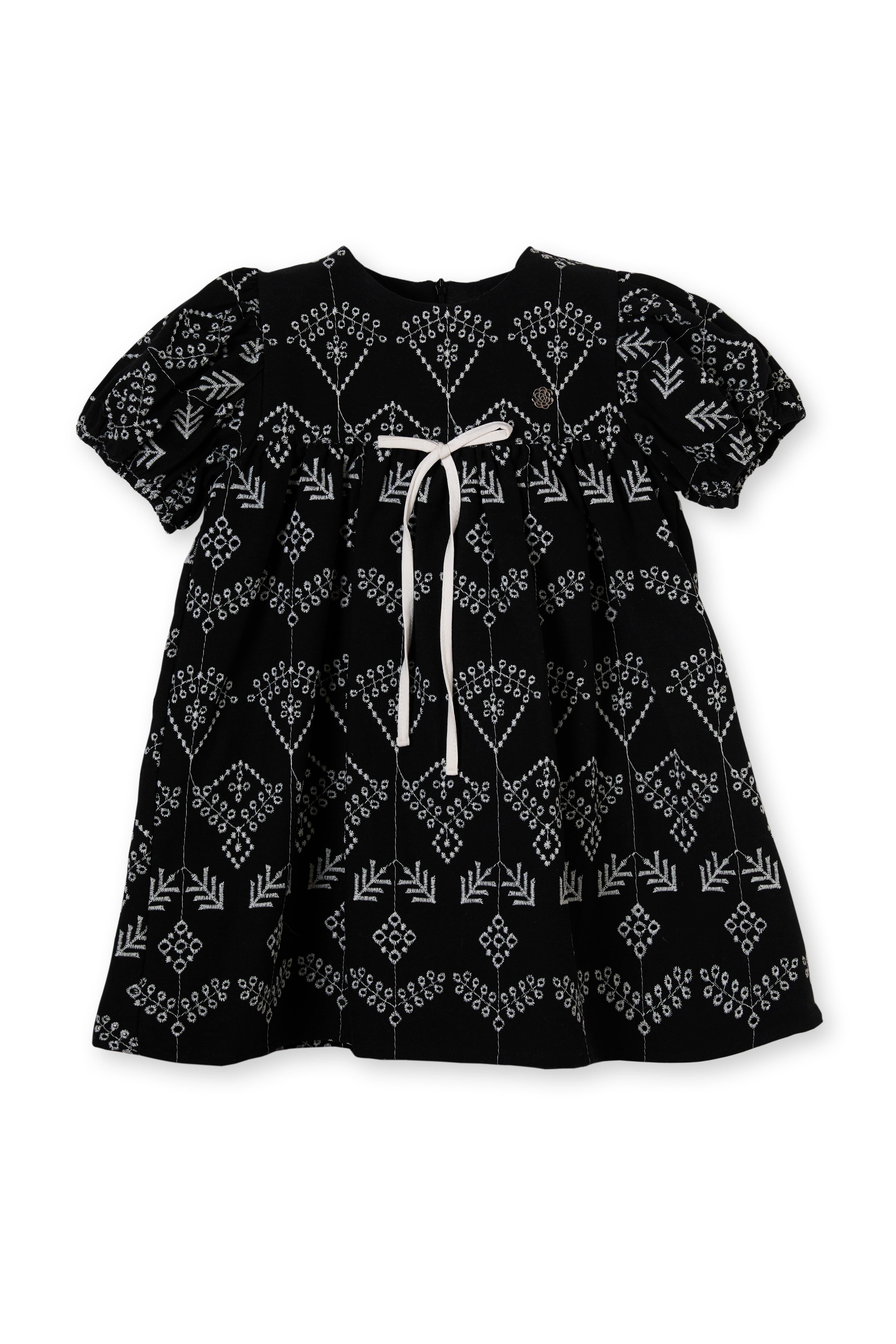 Siyah Pamuklu Brode Etnik Desenli Kız Çocuk Elbise