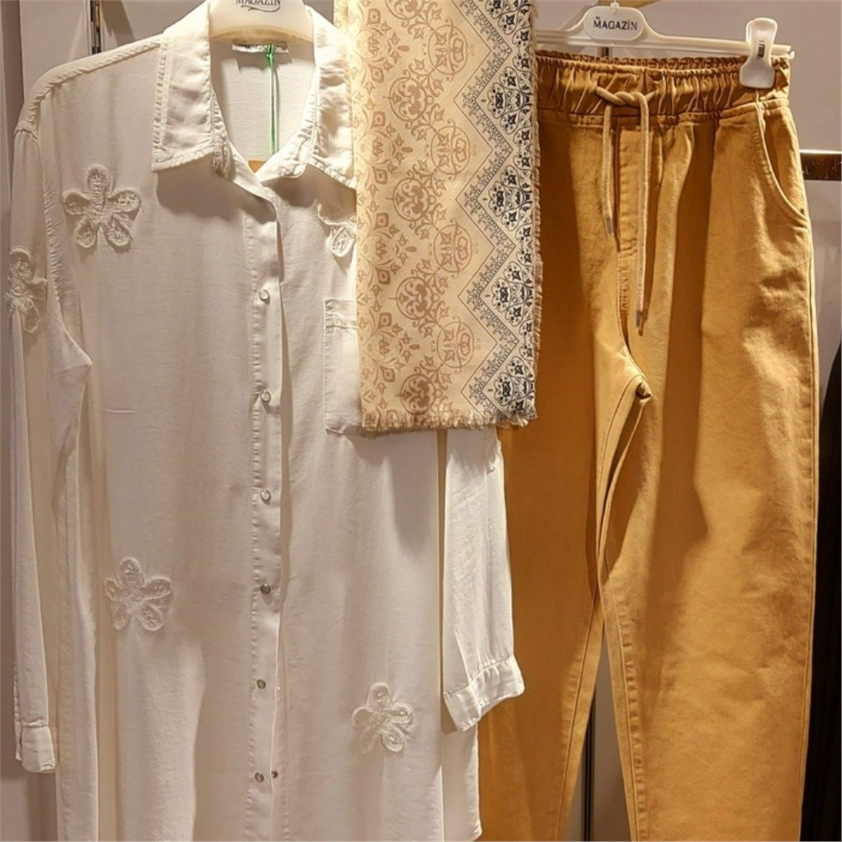 Beli Lastikli Denim Mom Pantolon - Camel