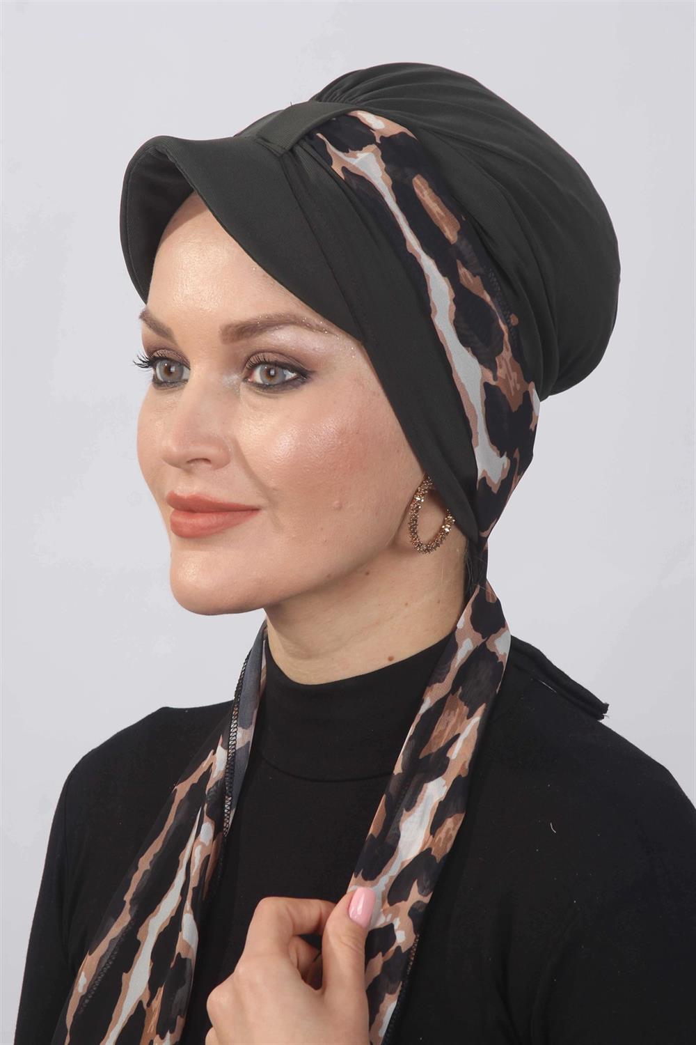 Leopar Fularlı Şapka Bone - Haki