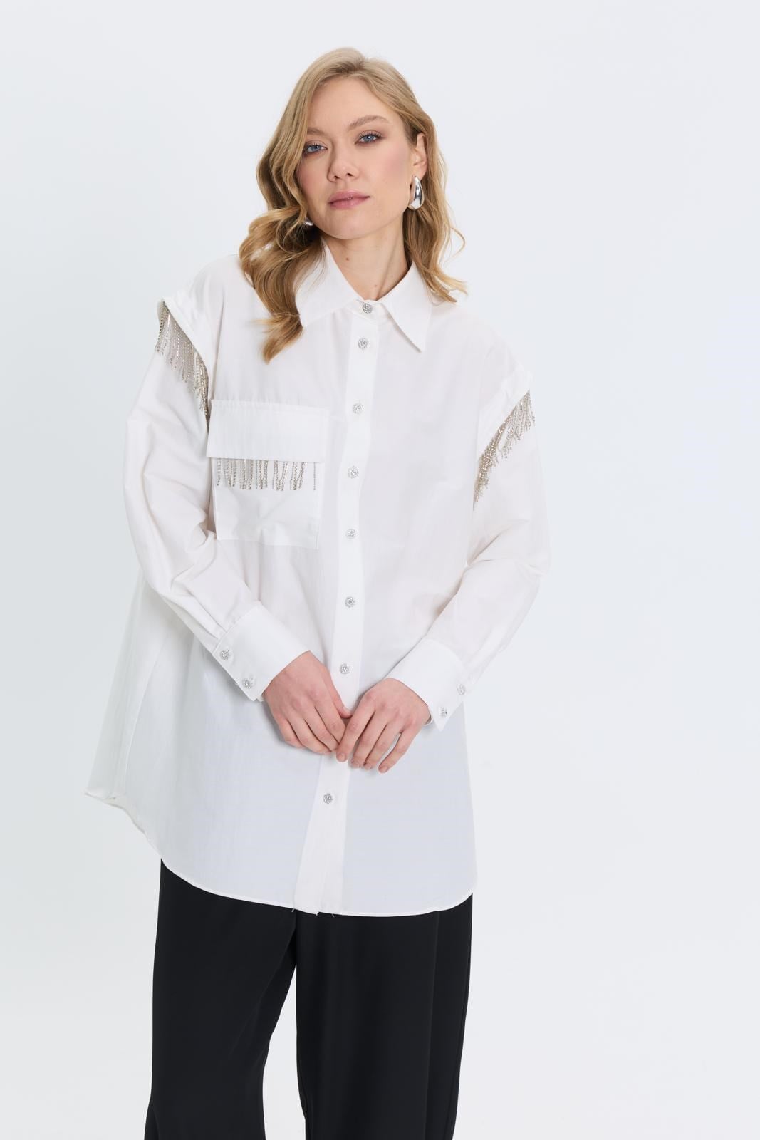 Püsküllü Gömlek - Beyaz