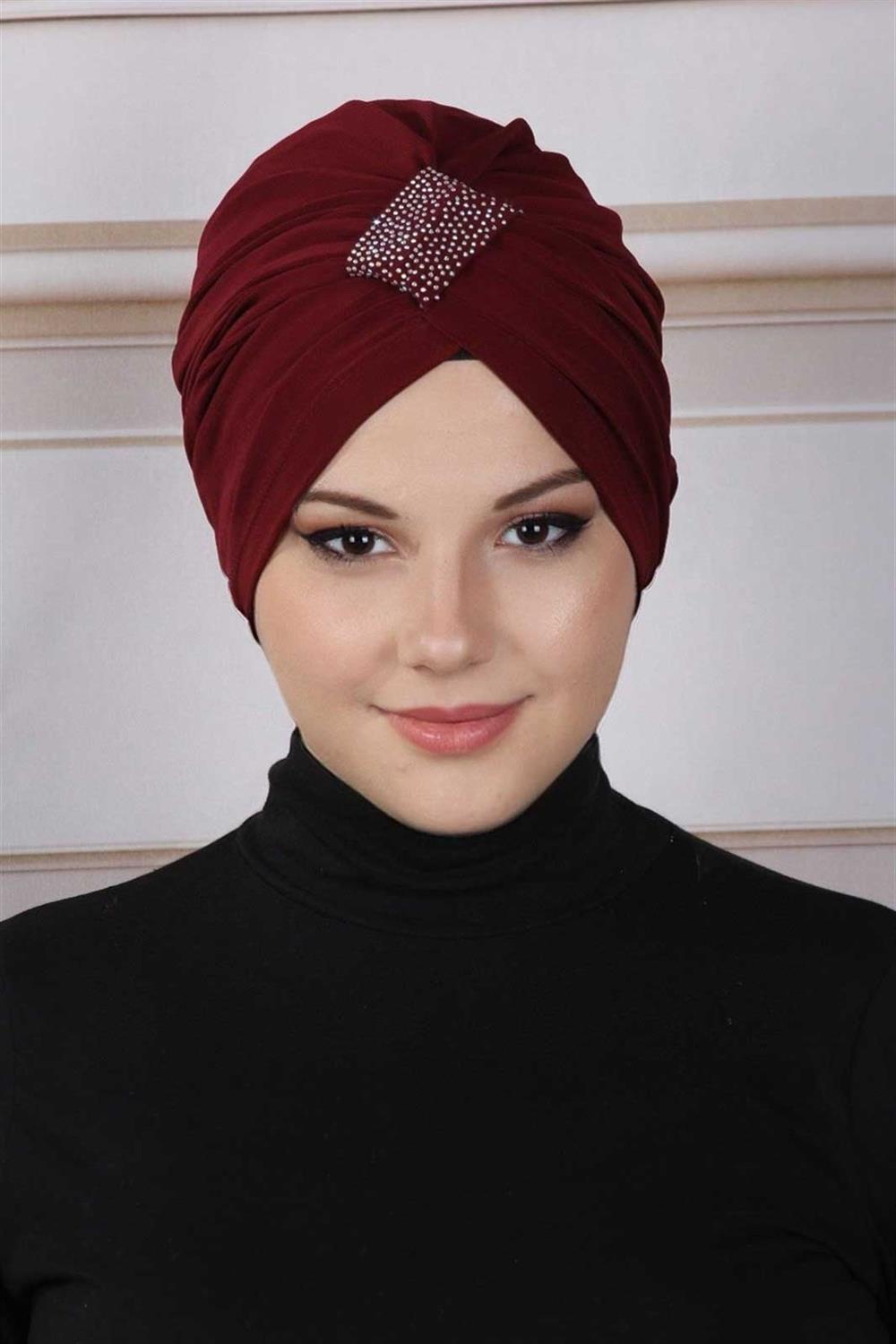 Taşlı Çapraz Bone - Bordo