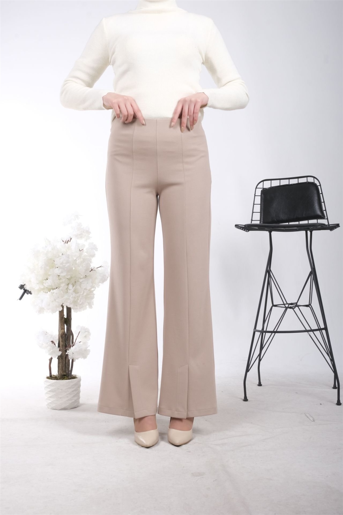 Yırtmaçlı Krep Pantolon