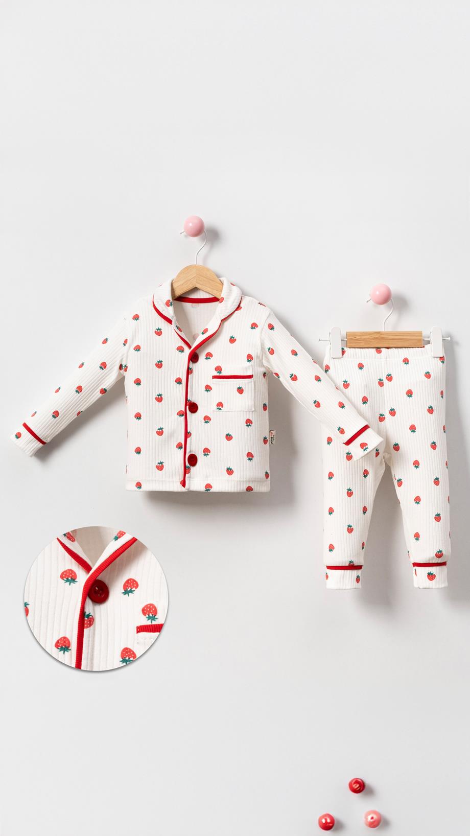 Kız Bebek Pijama Takımı Çilek Desenli  6-18 AY