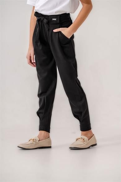 Kız Siyah Pantolon Havuç Model