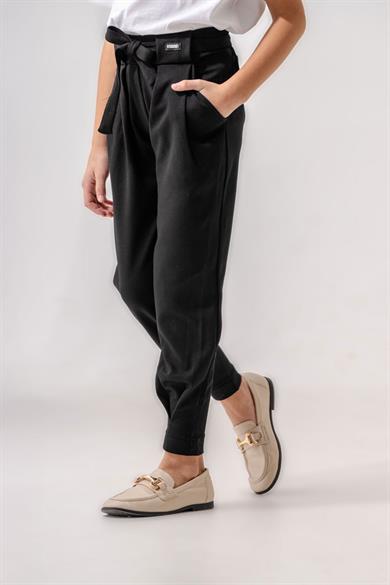 Kız Siyah Pantolon Havuç Model