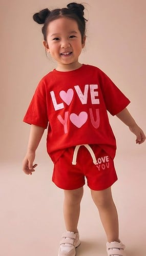 Kız Çocuk Kalp Kabartmalı Love Penye Şort Takım