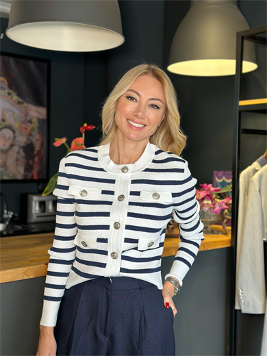  Düğme Cep Detaylı Marka Model Hırka