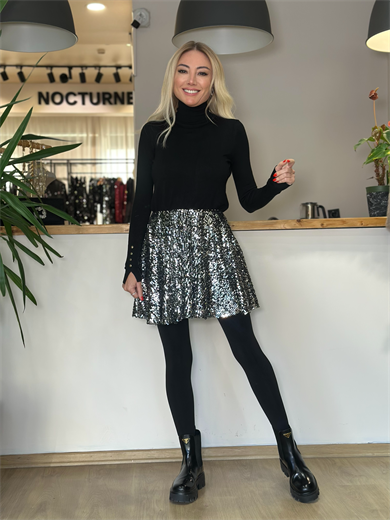 Balıkçı Yaka Siyah Triko Askı329