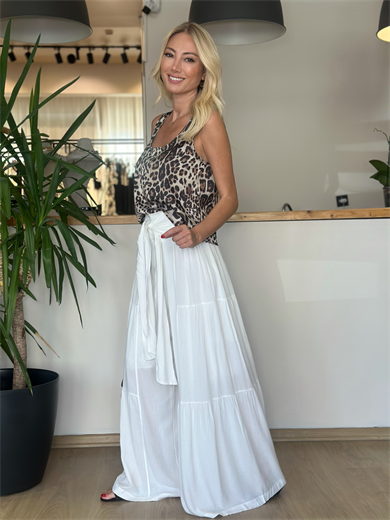 Beyaz Geniş Paça Pantolon