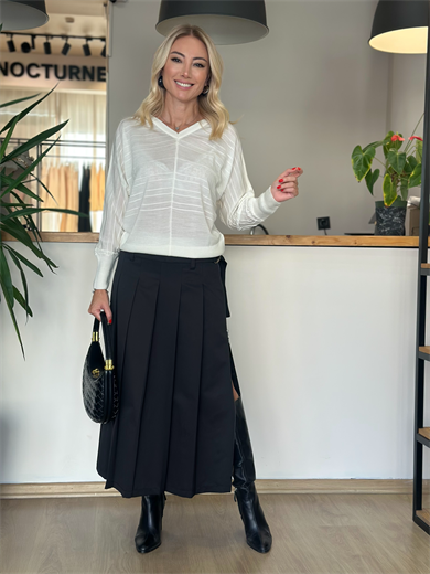 BGN Workshop Ekru V Yaka Triko Askı0049