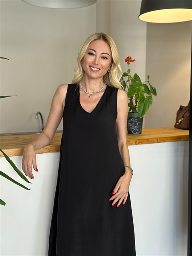Bodrum Siyah Midi Elbise