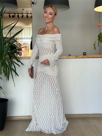 Dantel Madonna Yaka Ekru Elbise