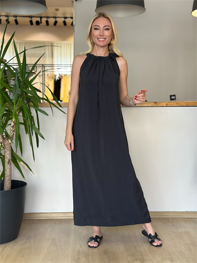 Datça Boyundan Bağlamalı Siyah Elbise