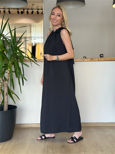 Datça Boyundan Bağlamalı Siyah Elbise