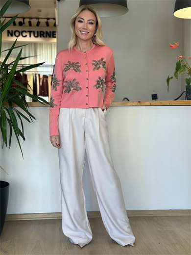 İşlemeli Yavruağzı Hırka Askı00227