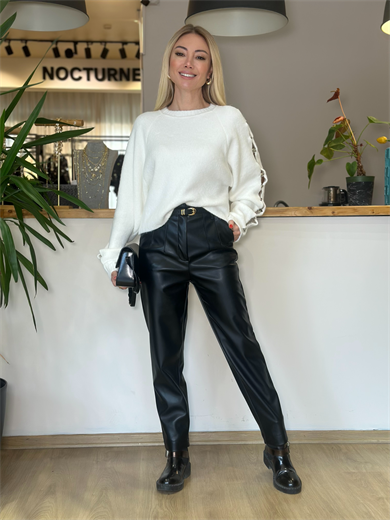 Kemerli Siyah Deri Pantolon Askı00369