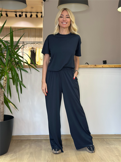 Marka Model Modal Lacivert Takım