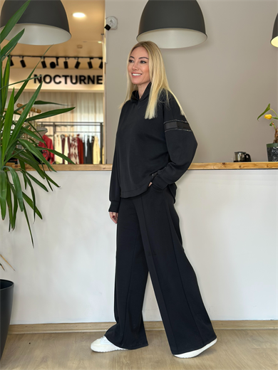 Marka Model Taş Detaylı Siyah Takım Askı00321