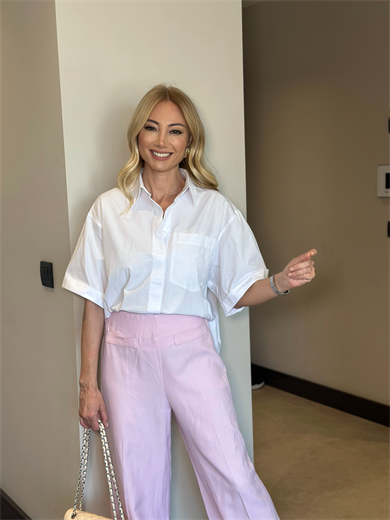 Oversize Beyaz Gömlek