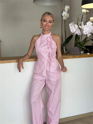 Pembe Çizgili Takım Askı00221