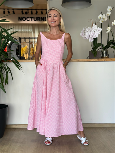 Pembe Pötikare Elbise Askı00265