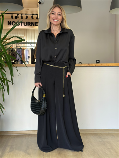 Pervazlı Çift Piline Siyah Pantolon 