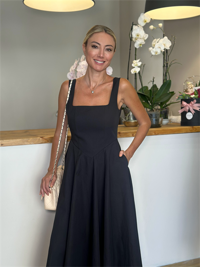 Prenses Model Siyah Elbise Askı00267