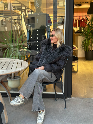 Siyah Kürk Detaylı Mont Askı00248