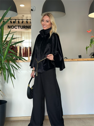 Siyah Pelerin Panço Askı00243