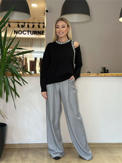 Siyah Taş Detaylı Kazak Askı00402