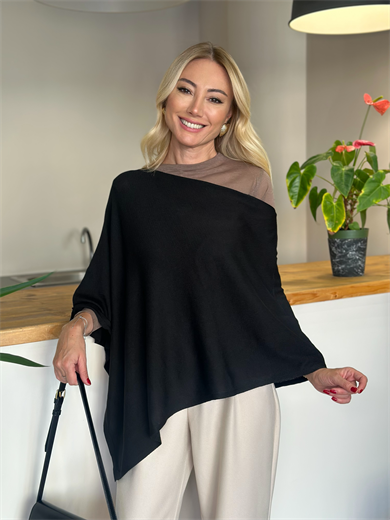 Siyah Triko Panço Askı00150